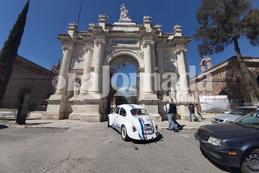 Panteón Municipal de Pachuca cerrado el Día de Muertos