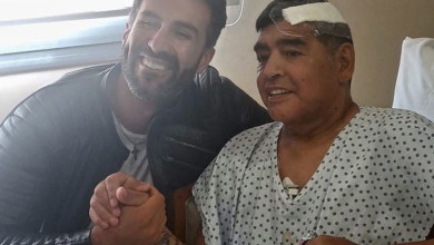 Diego Armando Maradona y su médico de cabecera