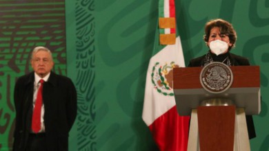 Delfina Gómez, nueva titular de la Secretaría de Educación Pública, durante la conferencia presidencial matutina en Palacio Nacional, en la Ciudad de México, el 15 de febrero de 2021. Foto Cuartoscuro