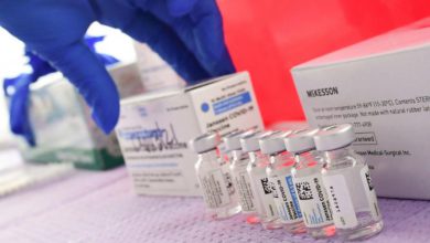 La EMA estableció "un posible vínculo" entre la vacuna del laboratorio estadunidense Johnson & Johnson y casos registrados de coágulos sanguíneos. Foto Afp / Archivo
